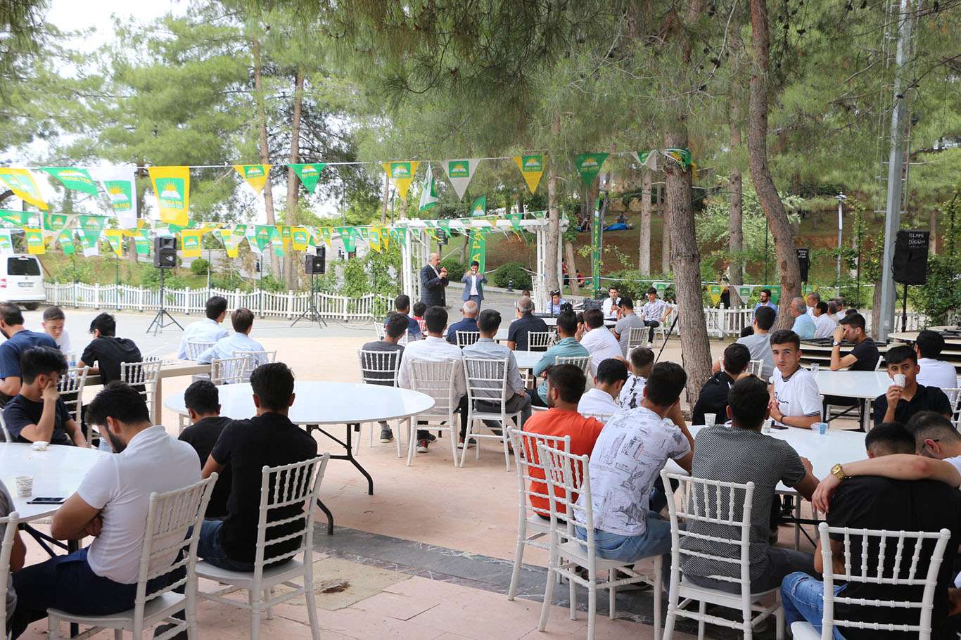 HÜDA PAR Mardin İl Gençlik Kolları "Bahar Etkinlikleri"nin finalini düzenledi HÜDA PAR Mardin İl Gençlik Kolları "Bahar Etkinlikleri"nin finalini düzenledi